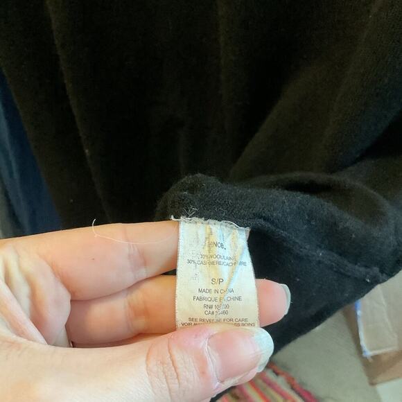 Vince Colorblock Wool Cashmere Sweater Size Small - Picture 5 of 7